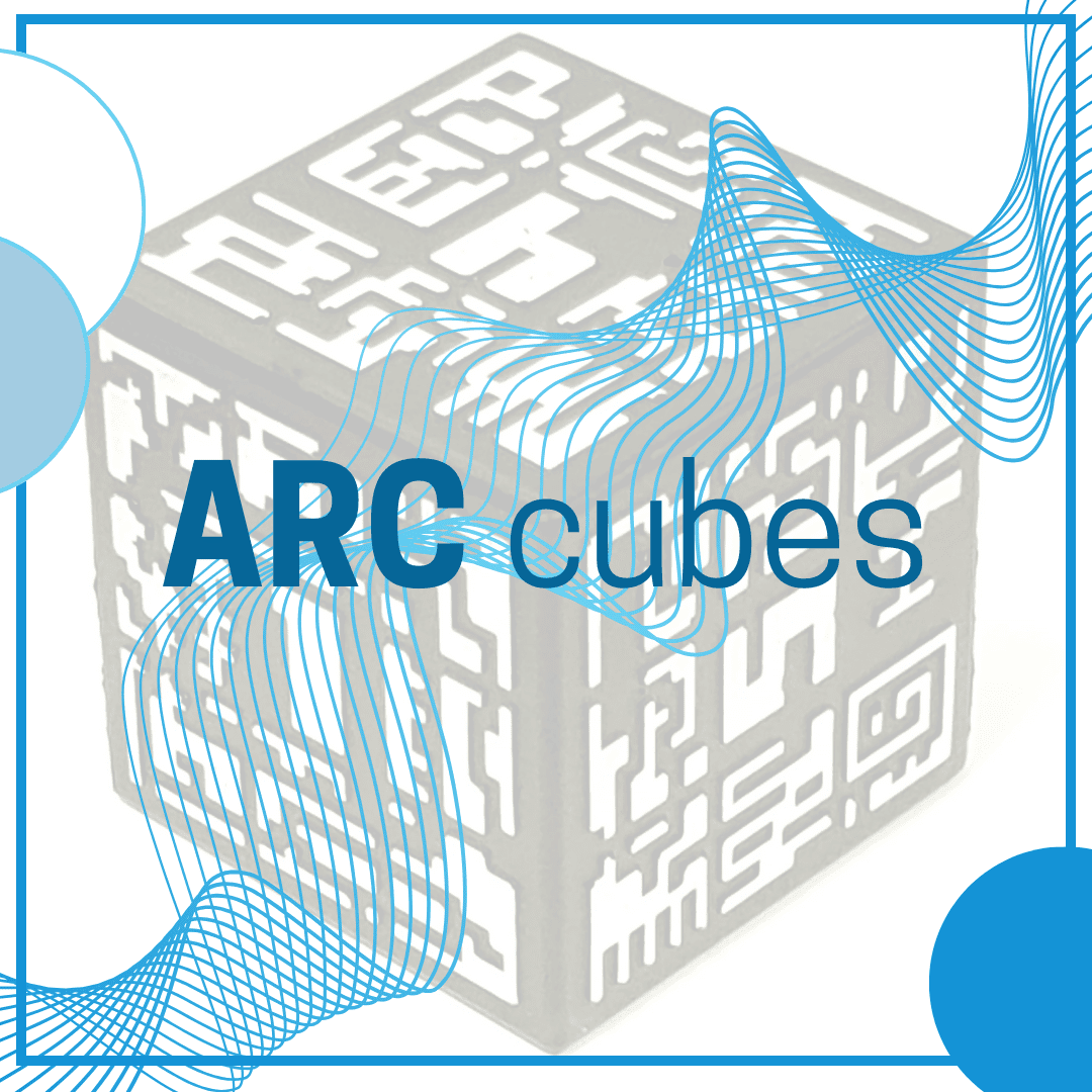 ClassVR Set of 8 ARC cubes